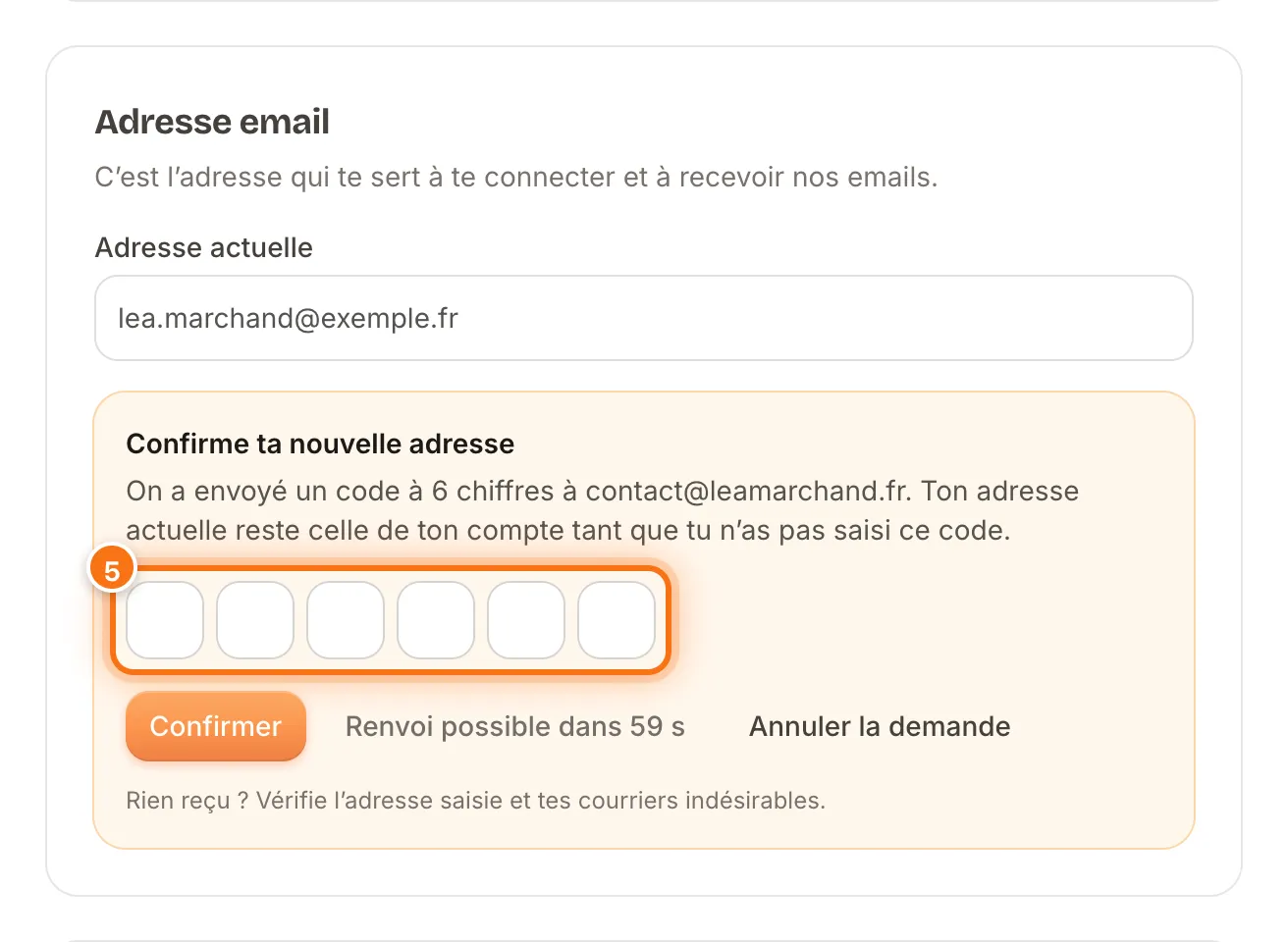 Encadré « Confirme ta nouvelle adresse » avec les six cases du code mises en évidence